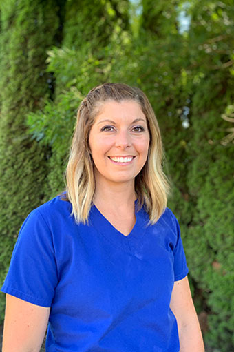 Shelley - Dental Hygienist at Calapooia Family Dental 